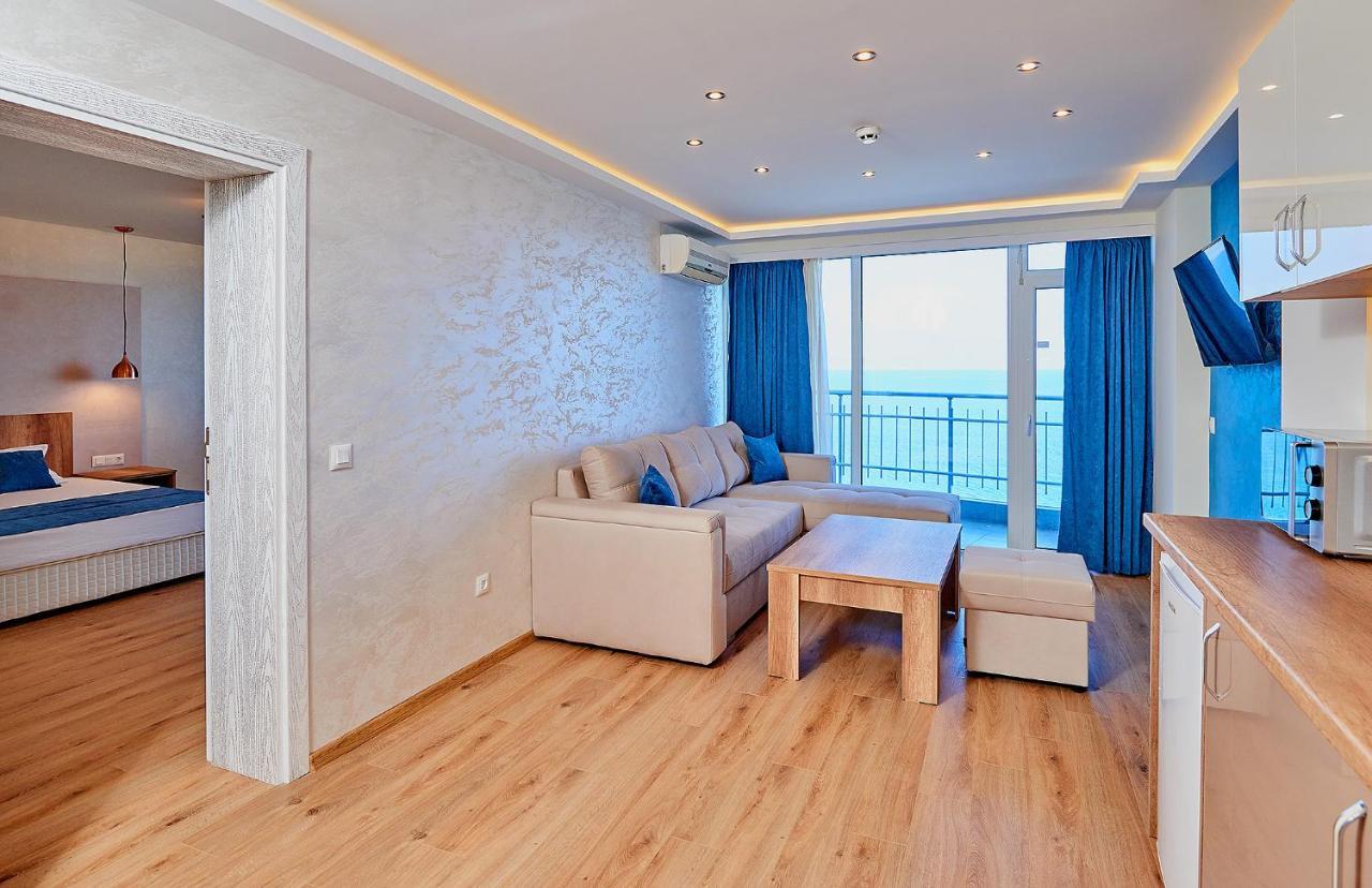 Family Hotel Regata Pomorie Exterior photo