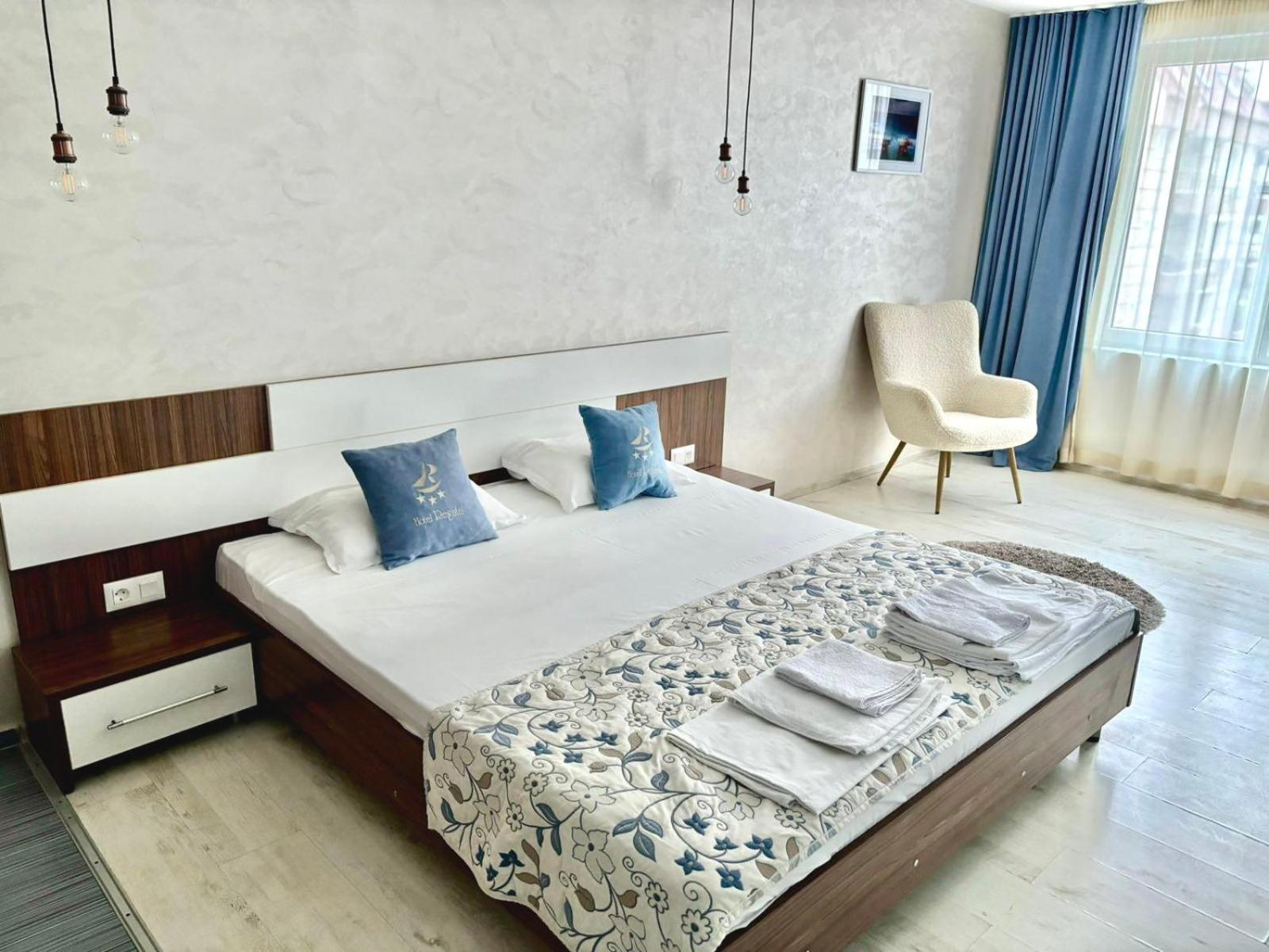 Family Hotel Regata Pomorie Exterior photo